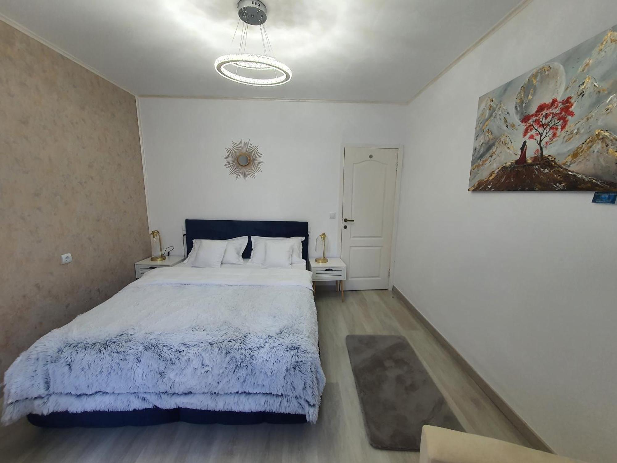 Luna Terrace Apartment *